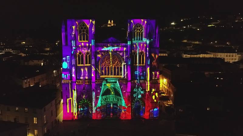Image prise de vue par un drone pour un spectacle de lumières à Lyon