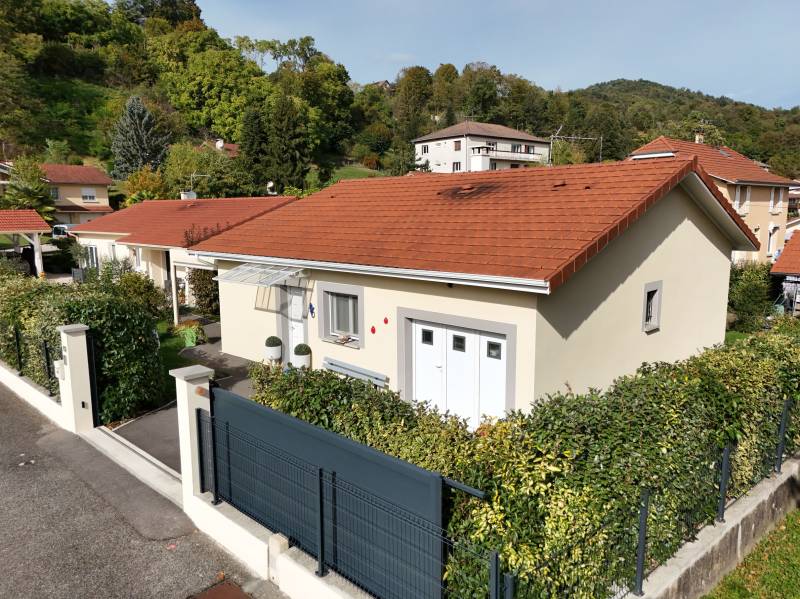 Reportage vidéo pour une construction d'une maison avec drone proche de Saint-Marcellin